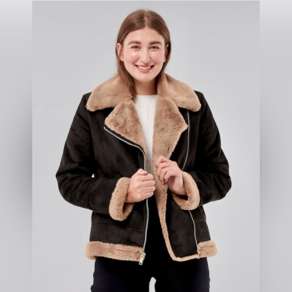 NWT-Hollister Faux Fur Shearling
Biker Jacket 🧥
